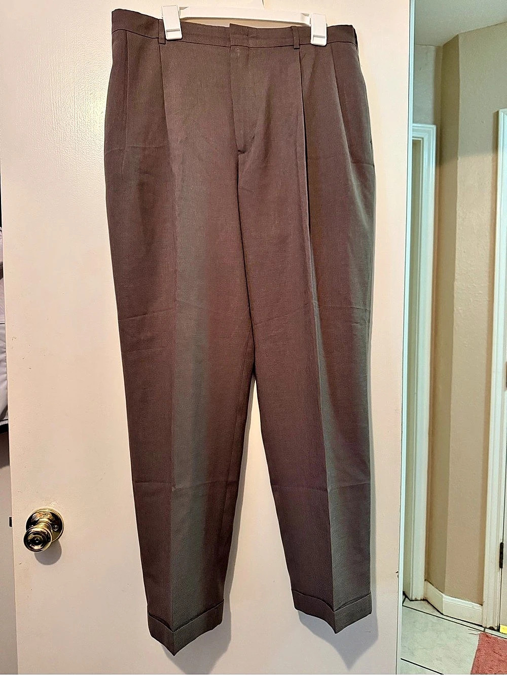 slates Straight Leg Men’s dress pants in Brown